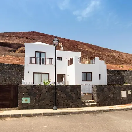 Lanzarote Natura Houses *